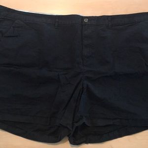 Old Navy Plus 30 shorts/Black